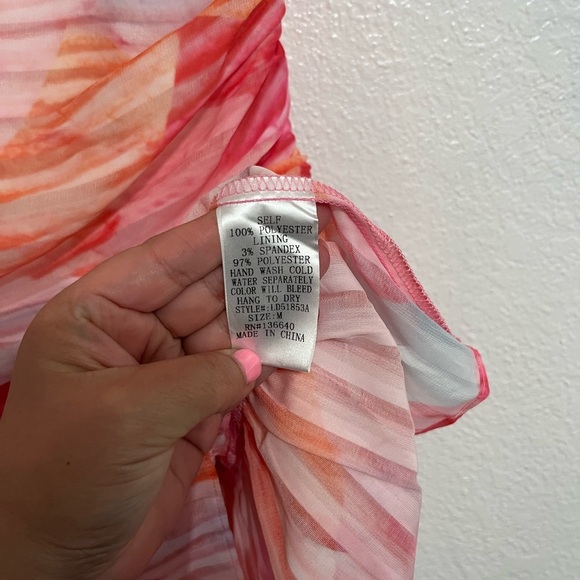 NWT L’atiste By Amy Womens M Multicolor Ruffle Mini Dress Deep V Puff Sleeve - Picture 9 of 14